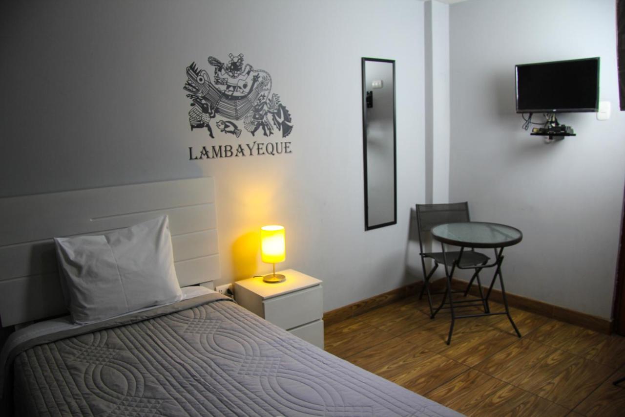 Lima Airport Tampu Bed and Breakfast Exteriör bild