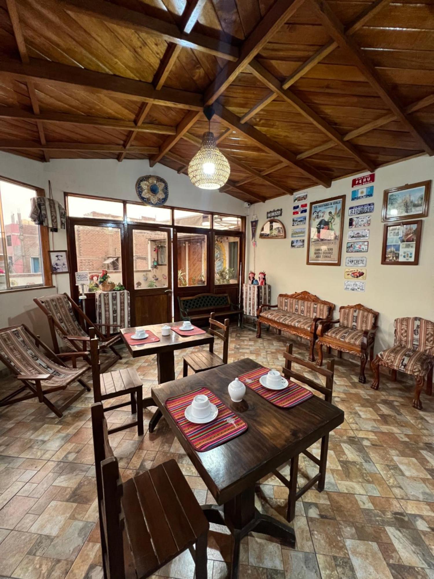 Lima Airport Tampu Bed and Breakfast Exteriör bild